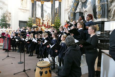 Aussendung der Sternsinger im Hohen Dom zu Fulda (Foto: Karl-Franz Thiede)